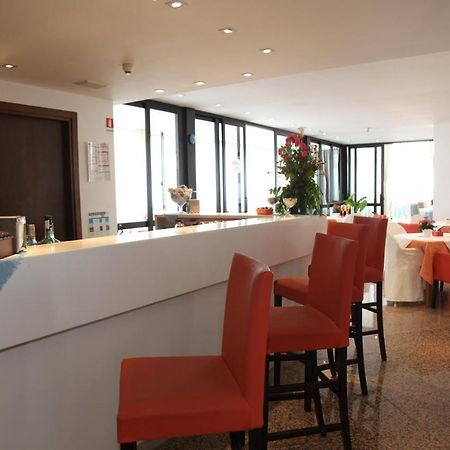Hotel San Carlo Lignano Sabbiadoro Luaran gambar