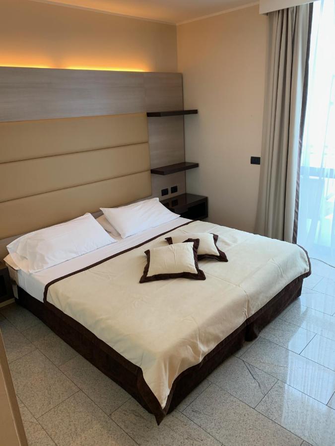 Hotel San Carlo Lignano Sabbiadoro Luaran gambar