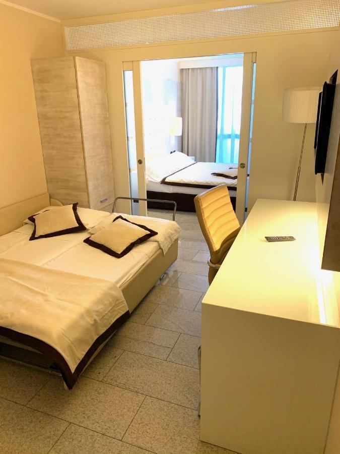 Hotel San Carlo Lignano Sabbiadoro Luaran gambar